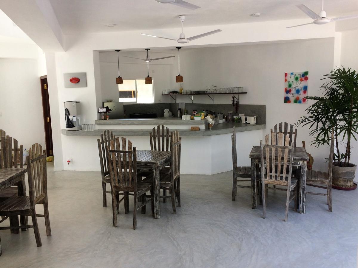 Jippie The Villa Hikkaduwa Ngoại thất bức ảnh